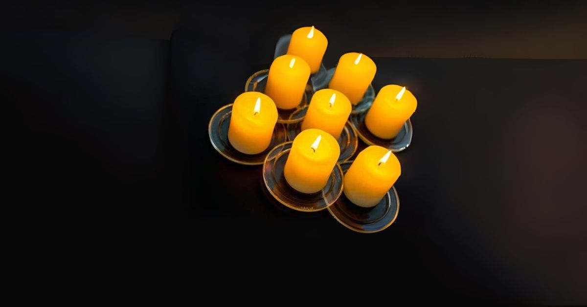 Yellow Candle: Symbol of Mental Clarity